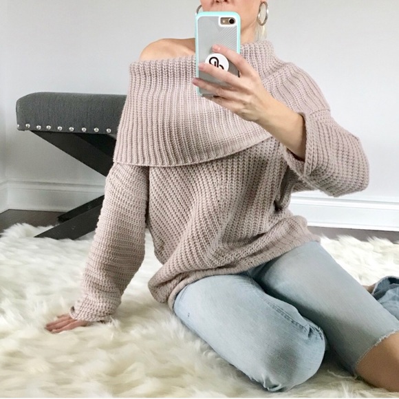 Mauve fold over sweater - Picture 3 of 6